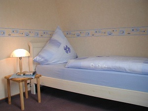 Ferienwohnung Ole School Gästezimmer Bild 1